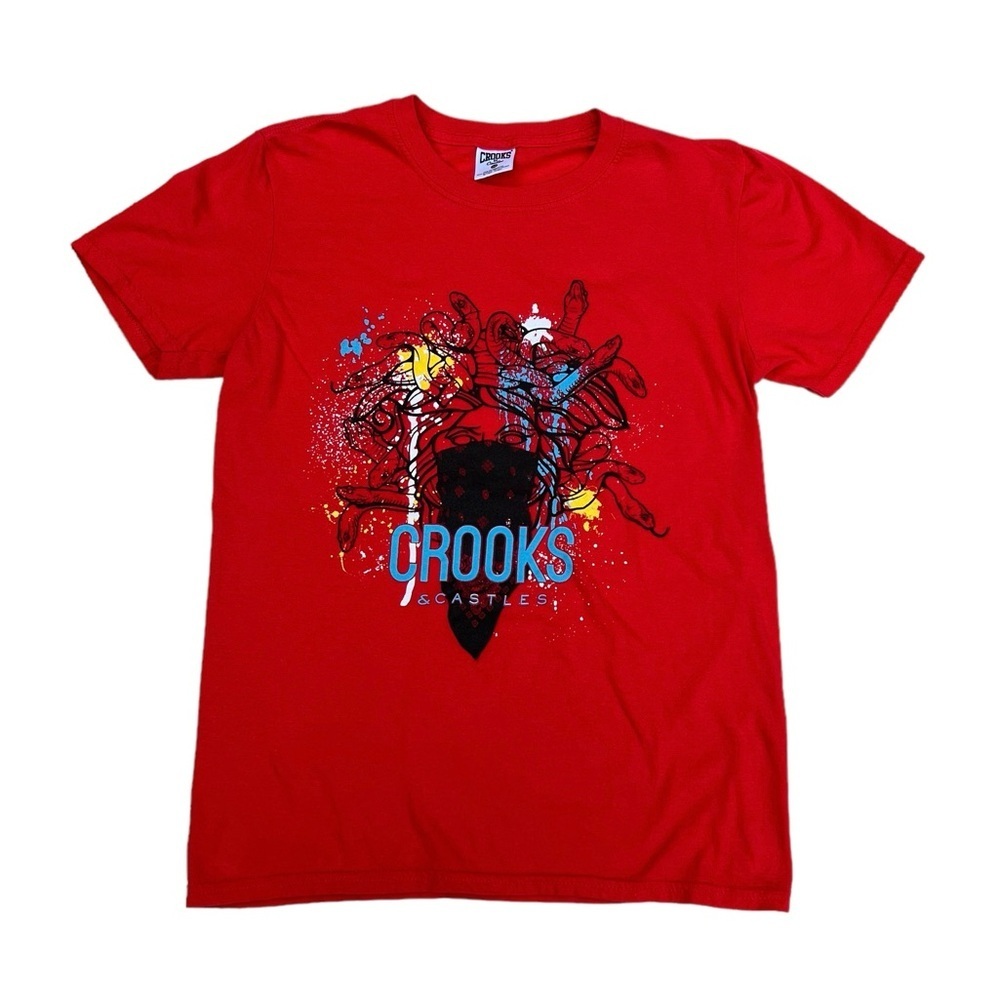 Crooks & Castles Medusa Red adult Tshirt, size Small.​​